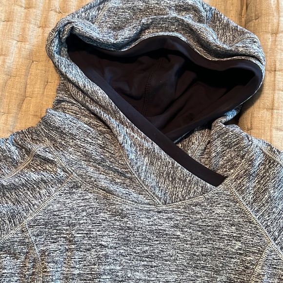 Lululemon Think Fast Hoodie - Picture 6 of 10